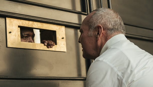 Novo filme da Netflix vai te levar para dentro dele e te agonizar por 100 minutos