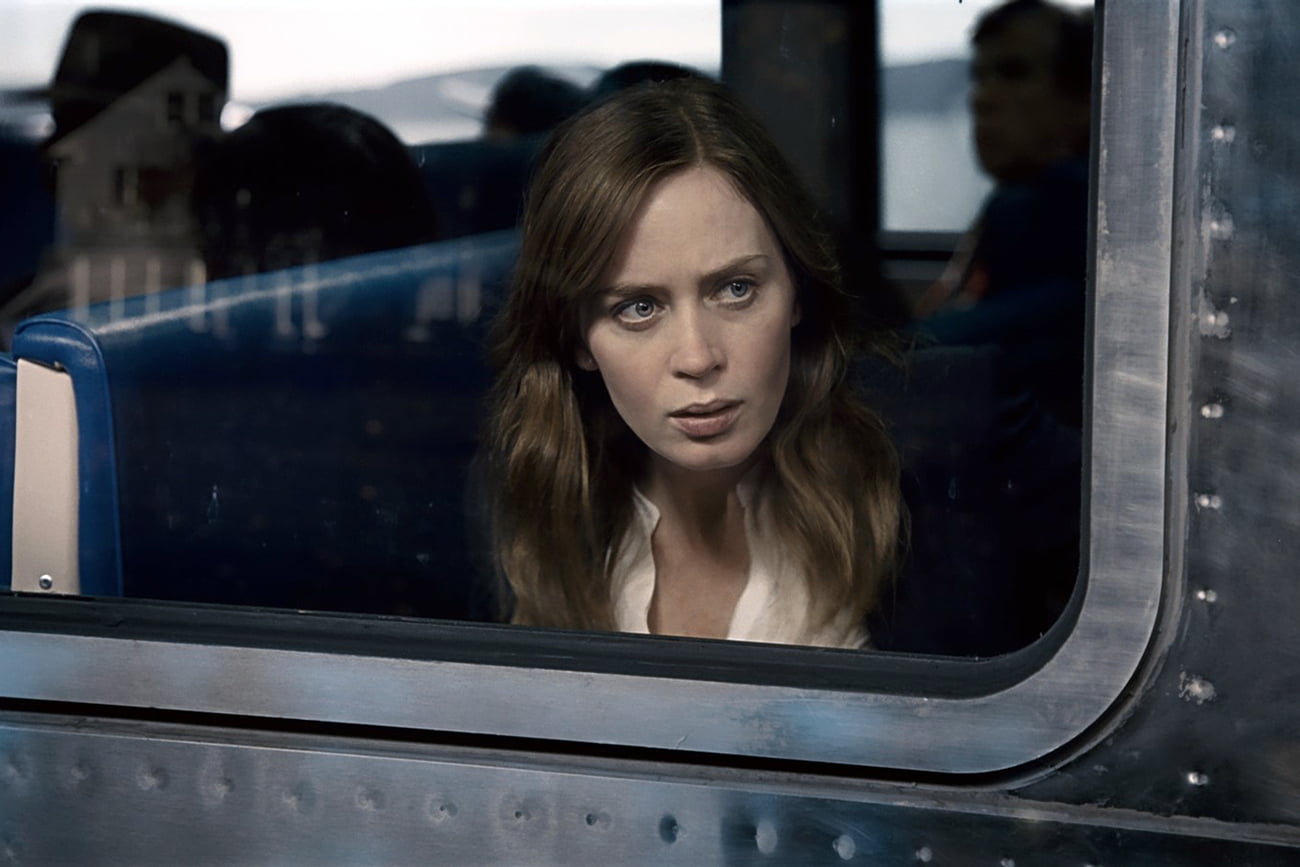 Best-seller de 22 milhões de cópias virou um suspense visceral com Emily Blunt e vai te fazer duvidar do que vê — no Prime Video