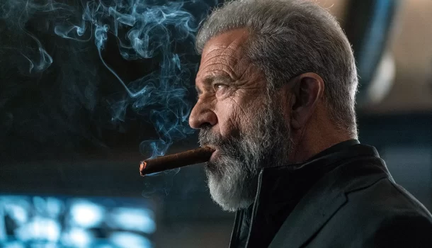 O último grande filme de Mel Gibson acabou de estrear na Netflix
