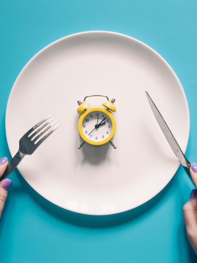 CORPO HUMANO SOBREVIVE 3 SEMANAS SEM ALIMENTO