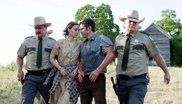 Belíssimo faroeste premiado em Sundance, com Casey Affleck e Rooney Mara, no Prime Video