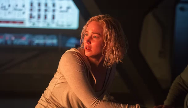 Indicado a 2 Oscars, ficção científica com Jennifer Lawrence está na Netflix