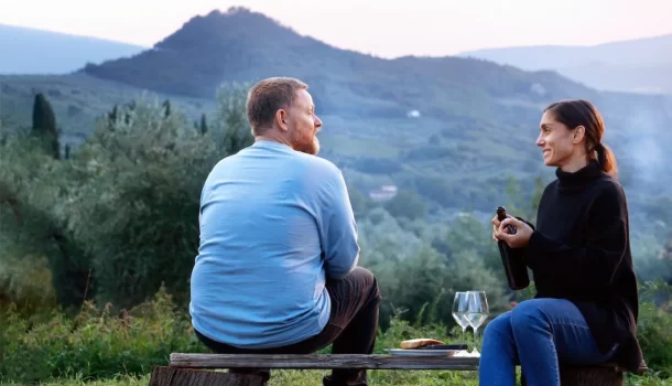 Comédia romântica na Netflix vai te fazer se apaixonar pelas paisagens italianas