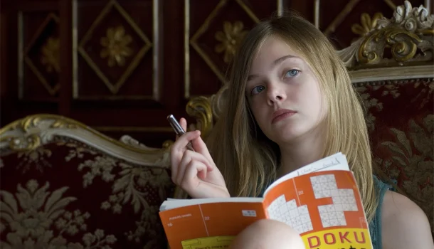 Filme de Sofia Coppola, com Elle Fanning, chega à Netflix e é perfeito para uma tarde ou noite de domingo