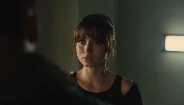 Filme com Ryan Gosling e Ana de Armas, que levou 80 milhões de pessoas aos cinemas e faturou 2 bilhões, está na Netflix