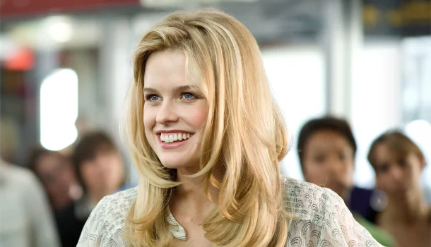 Nenhuma comédia deste século te fará rir tanto: romance com Alice Eve na Netflix garante 104 minutos de risadas inesquecíveis