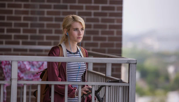 Filme que fez Emma Roberts rejeitar convite para interpretar Arlequina em “Esquadrão Suicida” está na Netflix