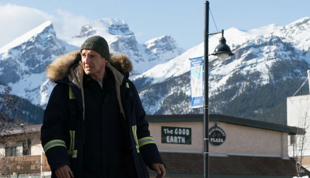 Proibido para cardíacos: remake de thriller de ação norueguês com Liam Neeson está na Netflix