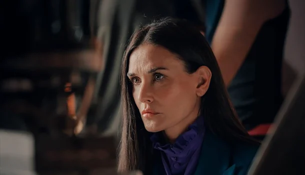 O filme que pode dar um Oscar a Demi Moore em 2025 já chegou ao Mubi