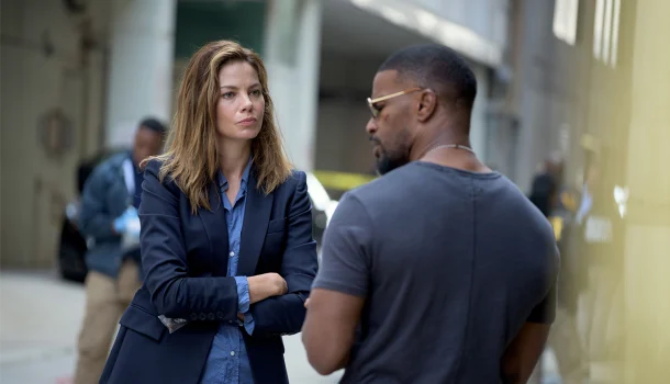 O excelente e eletrizante thriller de ação com Jamie Foxx e Michelle Monaghan que você provavelmente não viu, na Netflix