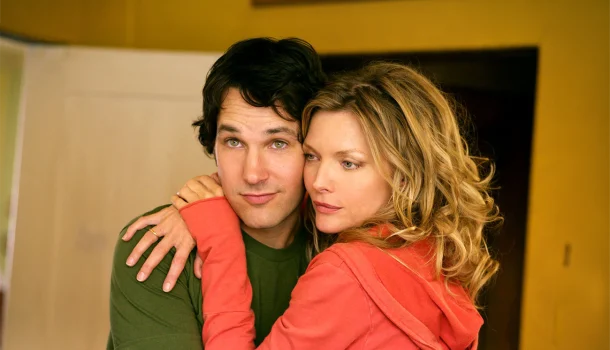 Com Michelle Pfeiffer e Paul Rudd, comédia romântica dos anos 2000, no Prime Video, merece ser redescoberta