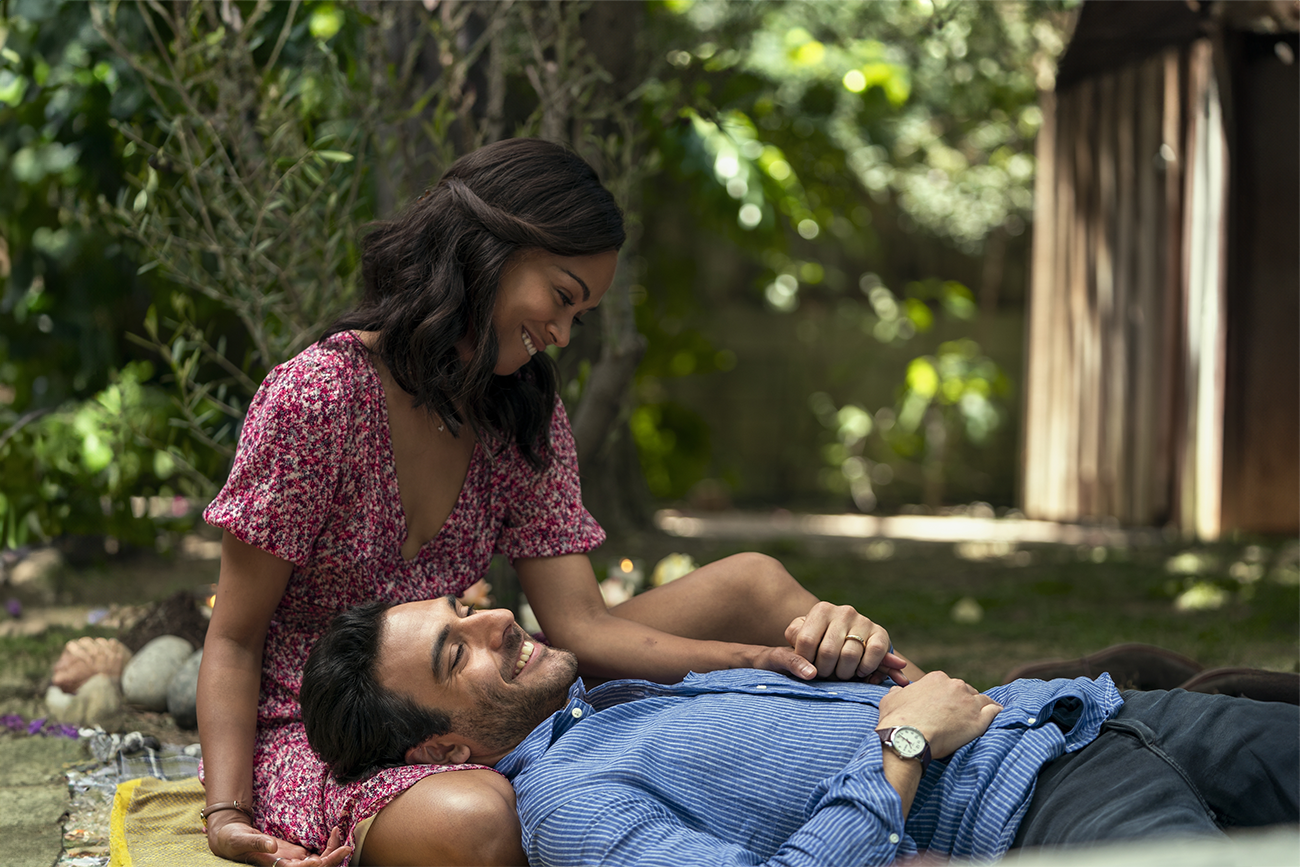 Amy Wheeler e Lino Ortolano em cena romântica