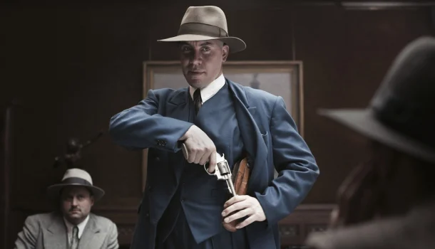 O melhor drama histórico da Netflix: o filme eletrizante que conta a história do Al Capone holandês, o nazista que chantageava judeus