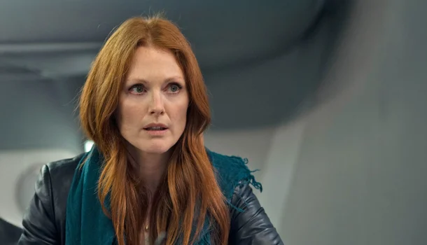 Suspense com Julianne Moore e Liam Neeson é o melhor filme de ação que você verá neste fim de semana na Netflix