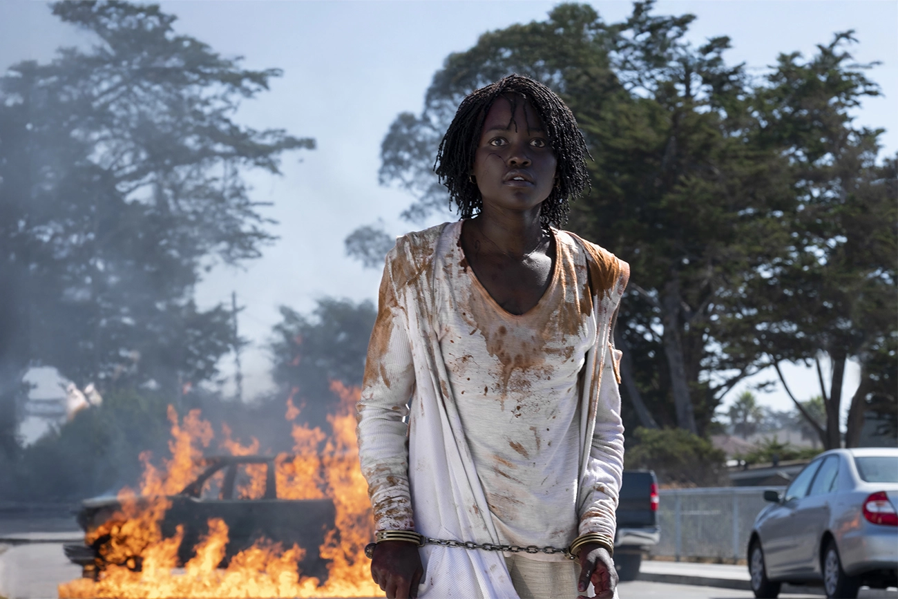 De Jordan Peele, cineasta que redefiniu o medo no cinema, terror com Lupita Nyong’o está na Netflix